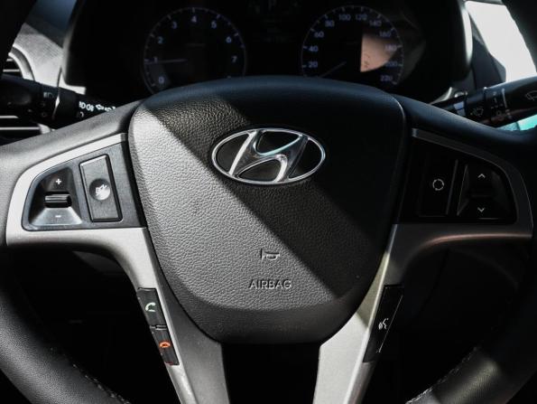 Hyundai Solaris I с пробегом 2011 года, цена 819 000 рублей, 181735 км, седан, Автокод Объявления