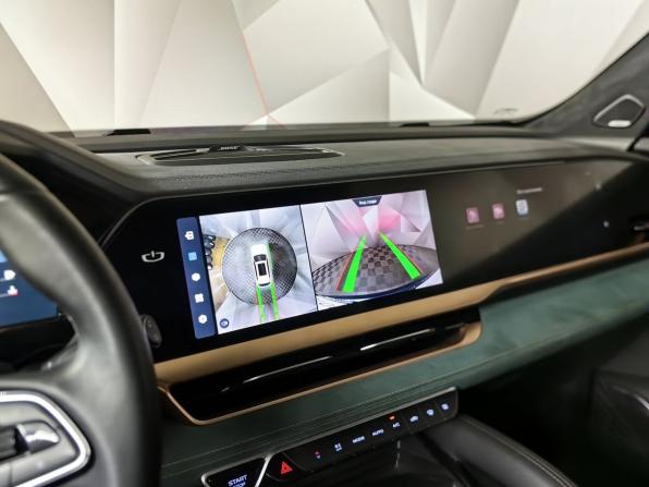 Geely Monjaro I с пробегом 2023 года, цена 3 351 000 рублей, 44308 км, внедорожник, Автокод Объявления