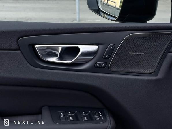 Новый Volvo XC60 II Рестайлинг 2 2026 года, цена 10 490 000 рублей, внедорожник, Автокод Объявления