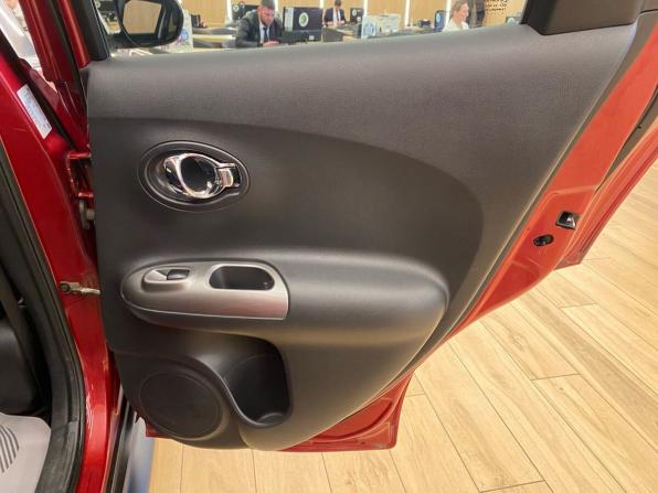 Nissan Juke I с пробегом 2011 года, цена 898 000 рублей, 153000 км, внедорожник, Автокод Объявления