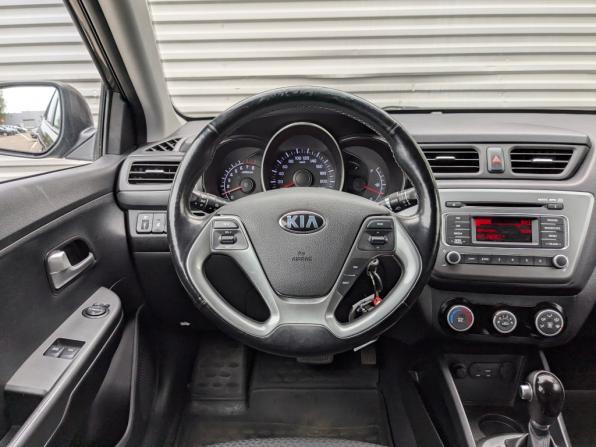 Kia Rio III Рестайлинг с пробегом 2017 года, цена 1 300 000 рублей, 76000 км, седан, Автокод Объявления