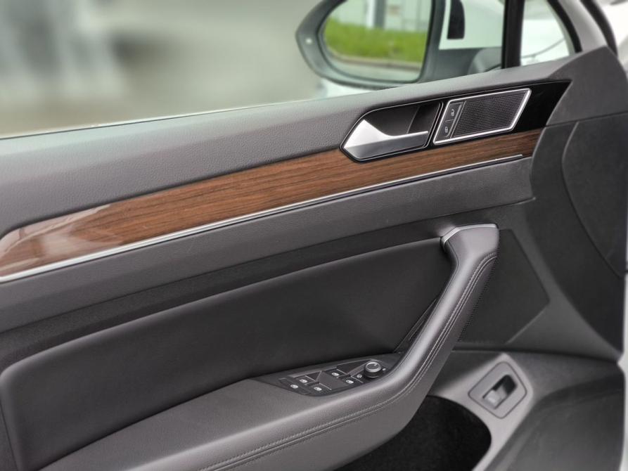 Volkswagen Passat B8 Санкт-Петербург  - изображение 14