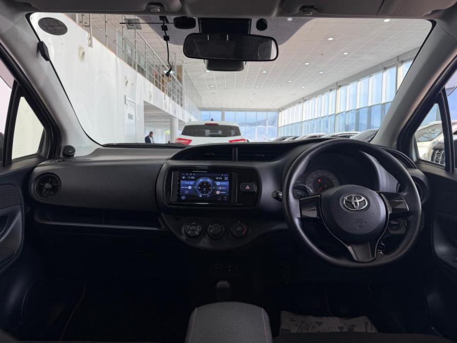Toyota Vitz III (XP130) Рестайлинг Новороссийск  - изображение 9