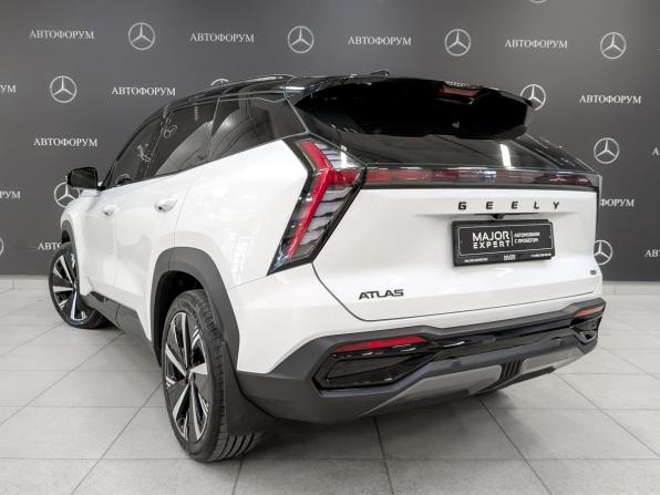 Geely Atlas II с пробегом 2024 года, цена 3 100 000 рублей, 15923 км, внедорожник, Автокод Объявления