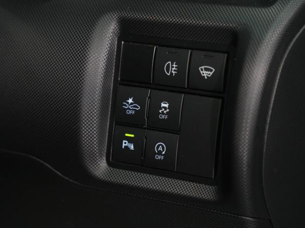 Toyota Raize I с пробегом 2021 года, цена 2 000 000 рублей, 39000 км, внедорожник, Автокод Объявления