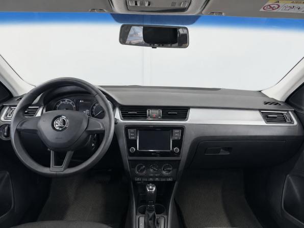 Skoda Rapid I Рестайлинг с пробегом 2019 года, цена 1 399 000 рублей, 142000 км, лифтбек, Автокод Объявления