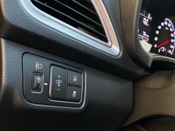 Hyundai Solaris II с пробегом 2019 года, цена 1 399 000 рублей, 78052 км, седан, Автокод Объявления