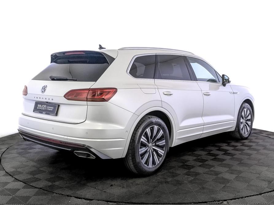 Volkswagen Touareg III Москва  - изображение 5