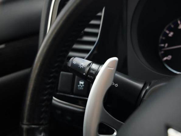 Mitsubishi Outlander III Рестайлинг 2 с пробегом 2015 года, цена 1 579 777 рублей, 193986 км, внедорожник, Автокод Объявления
