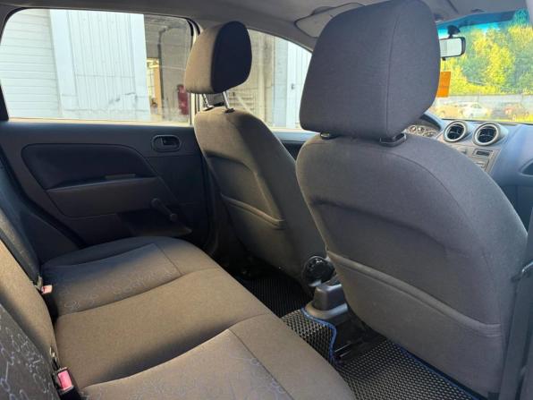 Ford Fiesta Mk5 с пробегом 2006 года, цена 390 000 рублей, 176938 км, хэтчбек, Автокод Объявления