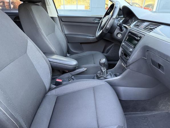 Skoda Rapid I с пробегом 2014 года, цена 699 000 рублей, 237348 км, лифтбек, Автокод Объявления