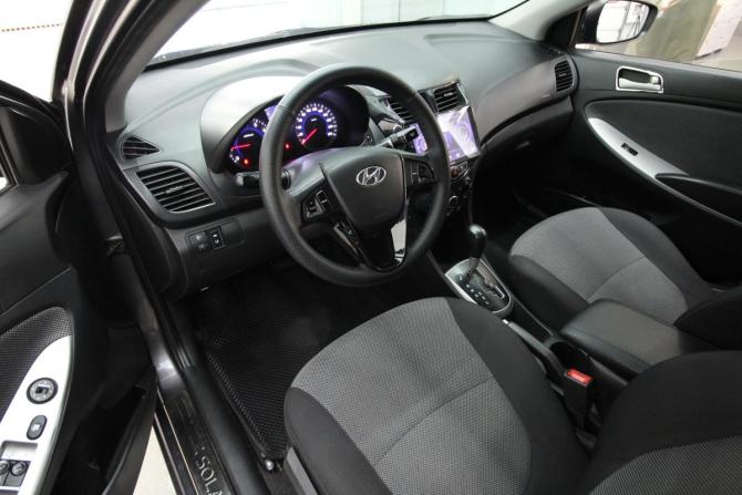 Hyundai Solaris I с пробегом 2011 года, цена 600 000 рублей, 277000 км, седан, Автокод Объявления