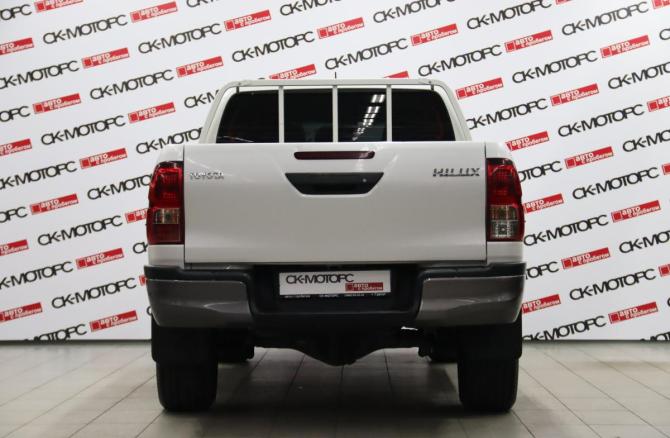 Toyota Hilux VIII Рестайлинг 2 с пробегом 2021 года, цена 3 265 650 рублей, 336305 км, пикап, Автокод Объявления
