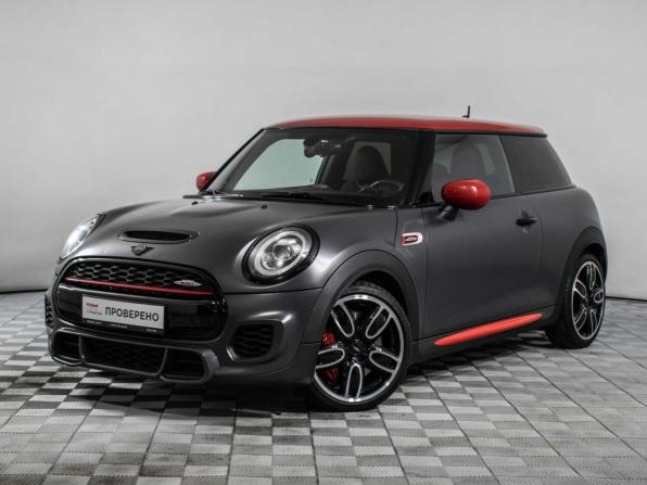 Mini Hatch III (F55/F56) Рестайлинг с пробегом 2020 года, цена 2 770 000 рублей, 66950 км, хэтчбек, Автокод Объявления