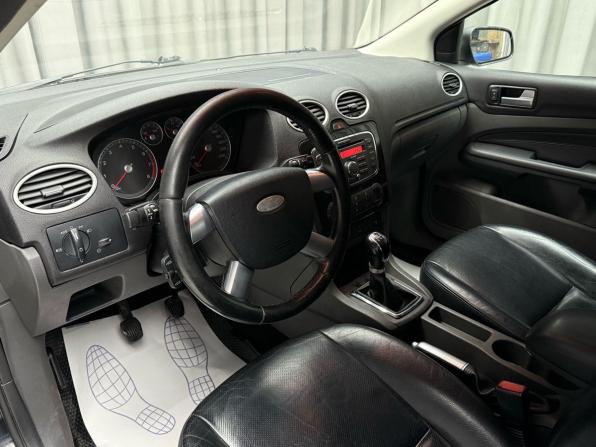 Ford Focus II с пробегом 2006 года, цена 479 000 рублей, 236403 км, хэтчбек, Автокод Объявления