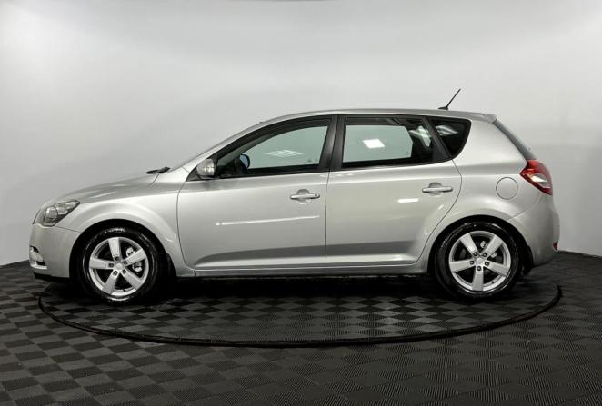 Kia Ceed I Рестайлинг с пробегом 2011 года, цена 895 000 рублей, 127245 км, хэтчбек, Автокод Объявления