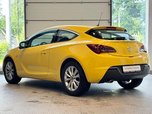 Opel Astra J Рестайлинг с пробегом 2013 года, цена 900 000 рублей, 135049 км, хэтчбек, Автокод Объявления