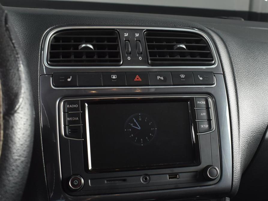 Volkswagen Polo V Рестайлинг Кемерово  - изображение 17