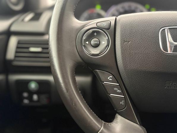 Honda Accord IX с пробегом 2013 года, цена 1 215 000 рублей, 335179 км, седан, Автокод Объявления