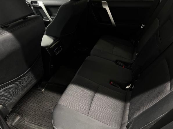 Toyota Land Cruiser Prado 150 Series Рестайлинг 2 с пробегом 2018 года, цена 4 625 000 рублей, 104270 км, внедорожник, Автокод Объявления