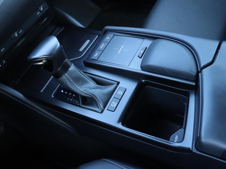 Lexus ES VII Москва  - изображение 16