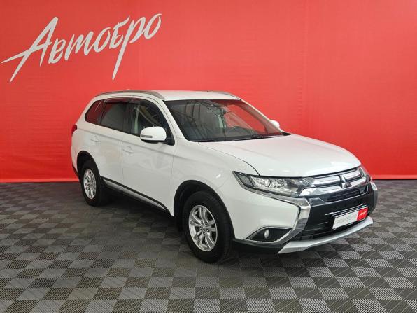 Mitsubishi Outlander III Рестайлинг 2 с пробегом 2017 года, цена 1 870 000 рублей, 142000 км, внедорожник, Автокод Объявления