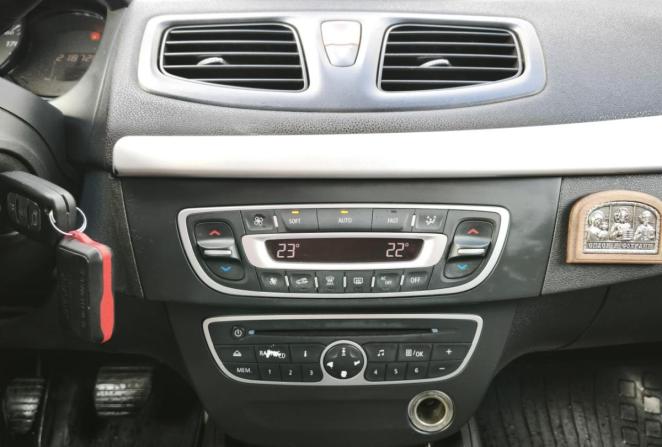 Renault Fluence I с пробегом 2011 года, цена 679 000 рублей, 218727 км, седан, Автокод Объявления