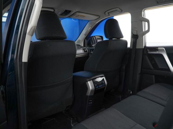 Toyota Land Cruiser Prado 150 Series Рестайлинг 2 с пробегом 2018 года, цена 4 827 055 рублей, 175938 км, внедорожник, Автокод Объявления