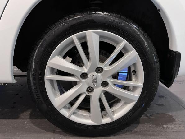 Lada (ВАЗ) Granta I Рестайлинг с пробегом 2023 года, цена 898 000 рублей, 55584 км, лифтбек, Автокод Объявления