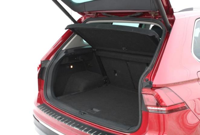 Volkswagen Tiguan II с пробегом 2018 года, цена 2 490 000 рублей, 203086 км, внедорожник, Автокод Объявления