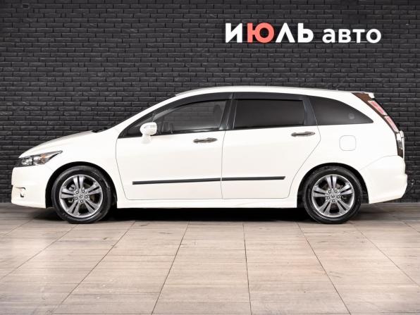 Honda Stream II Рестайлинг с пробегом 2011 года, цена 1 350 000 рублей, 144841 км, минивэн, Автокод Объявления