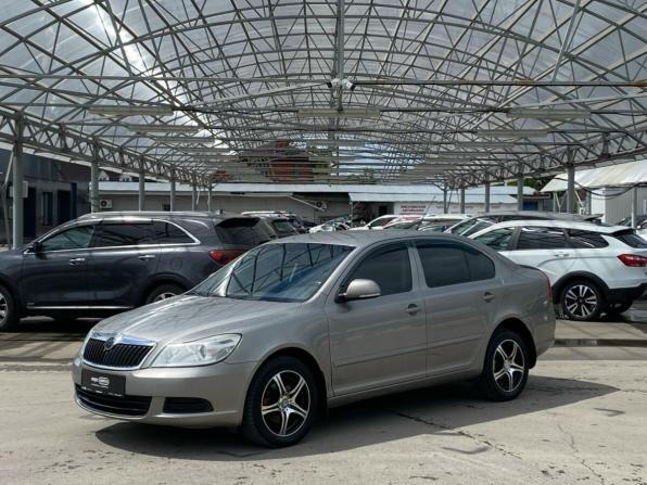 Skoda Octavia II (A5) Рестайлинг с пробегом 2009 года, цена 547 100 рублей, 232655 км, лифтбек, Автокод Объявления