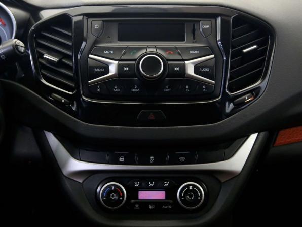 Lada (ВАЗ) Vesta I с пробегом 2018 года, цена 999 000 рублей, 133000 км, универсал, Автокод Объявления