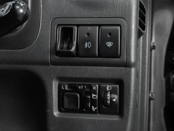 Suzuki Jimny III Рестайлинг 2 с пробегом 2013 года, цена 1 349 000 рублей, 51139 км, внедорожник, Автокод Объявления