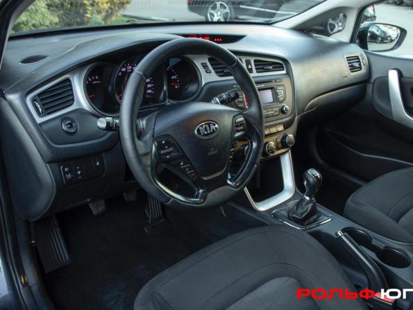 Kia Ceed II с пробегом 2015 года, цена 848 000 рублей, 251819 км, универсал, Автокод Объявления