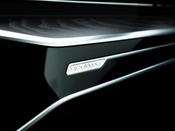 Audi A6 V (C8) с пробегом 2019 года, цена 3 999 000 рублей, 104748 км, седан, Автокод Объявления