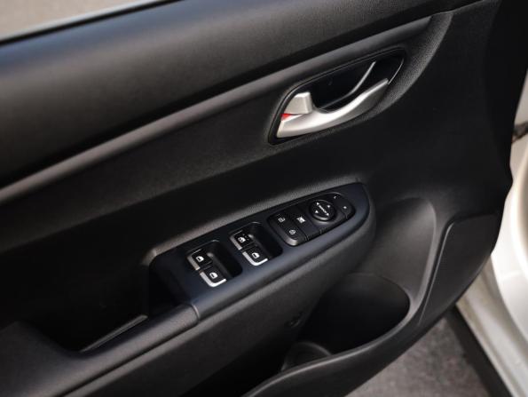 Kia Rio IV с пробегом 2019 года, цена 1 399 782 рубля, 116169 км, хэтчбек, Автокод Объявления