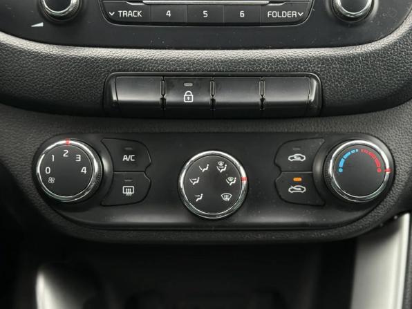 Kia Ceed II с пробегом 2014 года, цена 650 000 рублей, 299773 км, универсал, Автокод Объявления