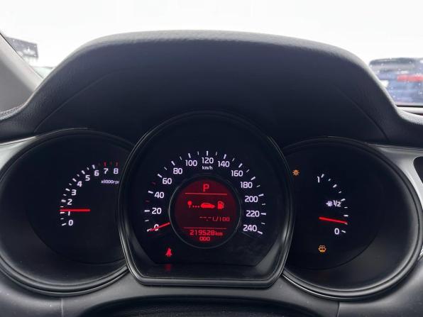 Kia Ceed II Рестайлинг с пробегом 2016 года, цена 1 019 000 рублей, 219527 км, хэтчбек, Автокод Объявления
