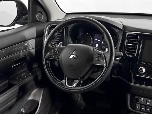 Mitsubishi Outlander III Рестайлинг 3 с пробегом 2021 года, цена 2 470 000 рублей, 122100 км, внедорожник, Автокод Объявления