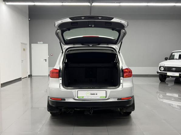 Volkswagen Tiguan I Рестайлинг с пробегом 2012 года, цена 1 180 000 рублей, 102012 км, внедорожник, Автокод Объявления