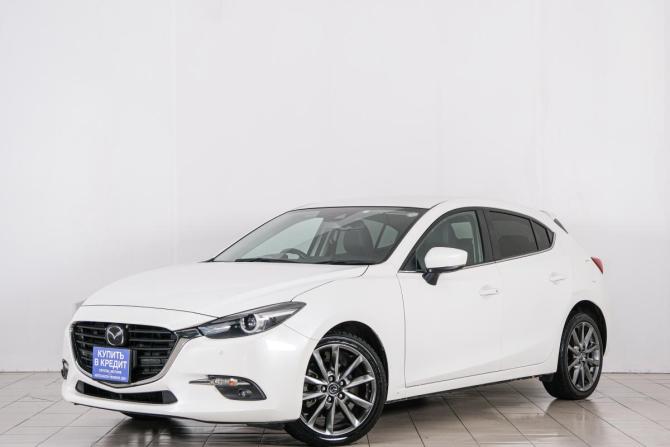 Mazda Axela III Рестайлинг с пробегом 2017 года, цена 1 449 000 рублей, 114571 км, хэтчбек, Автокод Объявления
