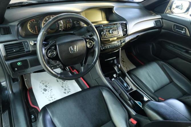 Honda Accord IX Рестайлинг с пробегом 2017 года, цена 1 919 000 рублей, 188000 км, седан, Автокод Объявления