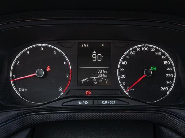 Volkswagen Polo VI с пробегом 2022 года, цена 1 630 000 рублей, 117994 км, лифтбек, Автокод Объявления