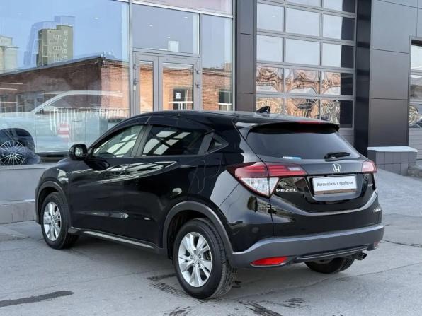 Honda Vezel I с пробегом 2017 года, цена 1 499 000 рублей, 130002 км, внедорожник, Автокод Объявления