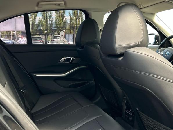 BMW 3 серии VII (G2x) с пробегом 2019 года, цена 2 570 000 рублей, 189000 км, седан, Автокод Объявления