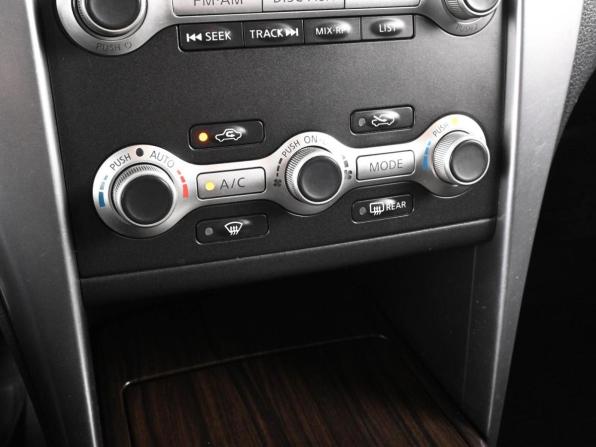 Nissan Teana II (J32) Рестайлинг с пробегом 2012 года, цена 879 000 рублей, 305567 км, седан, Автокод Объявления