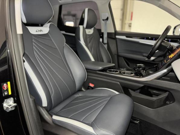 Geely Atlas II с пробегом 2024 года, цена 2 929 000 рублей, 39479 км, внедорожник, Автокод Объявления