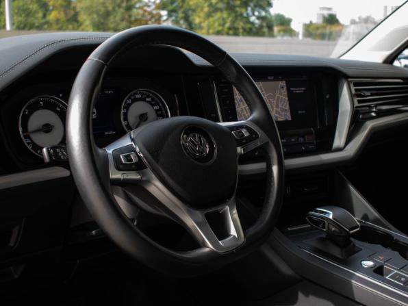 Volkswagen Touareg III с пробегом 2019 года, цена 5 000 000 рублей, 84060 км, внедорожник, Автокод Объявления