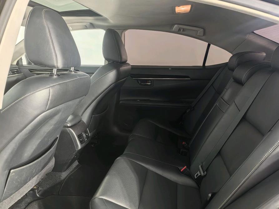 Lexus ES VI Санкт-Петербург  - изображение 20